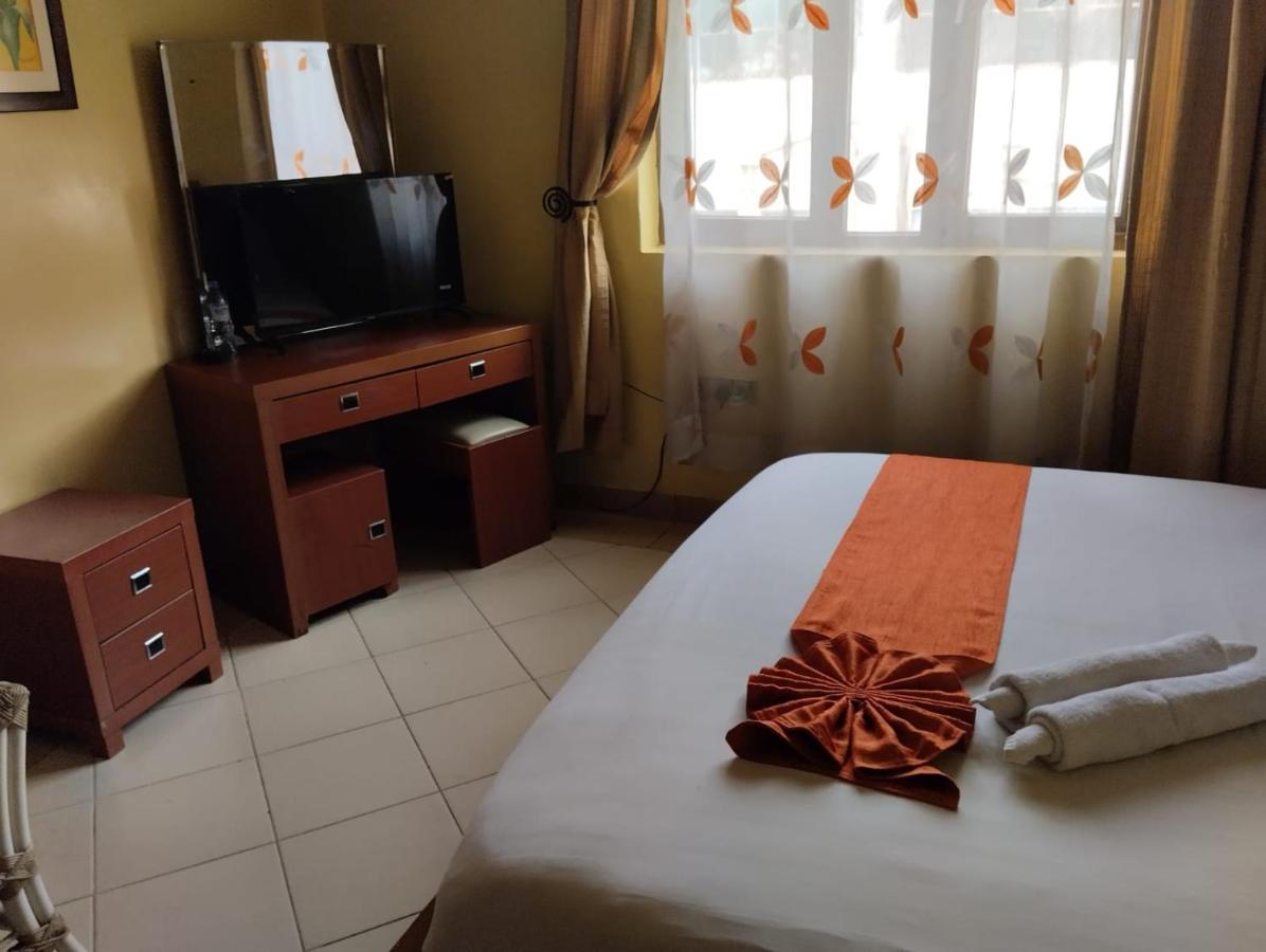 Hotel Kipepeo Nairobi Ngoại thất bức ảnh